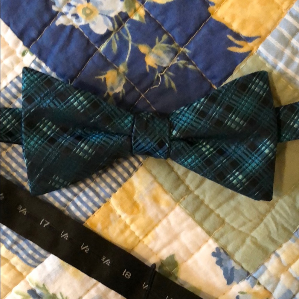 Croft & Borrow Bowtie